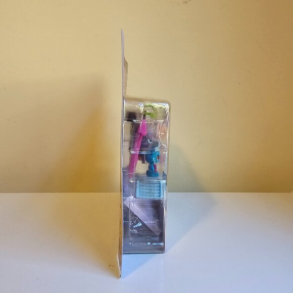 Hasbro Littlest Pet Shop Pet Tales #79 Frilly Von Riches Cat #80 Ritzy New LPS - Picture 4 of 7